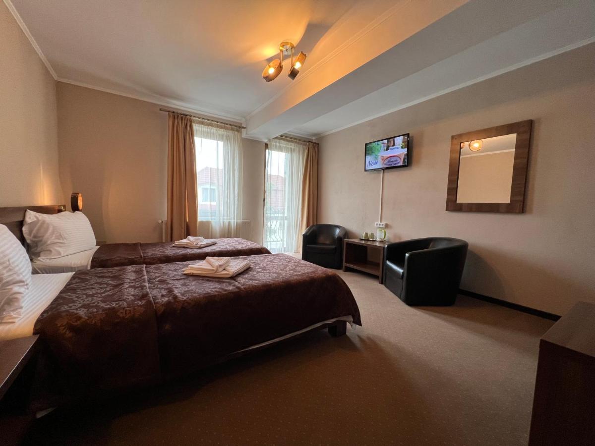 Casa Manu Hotel ซีบิว ภายนอก รูปภาพ