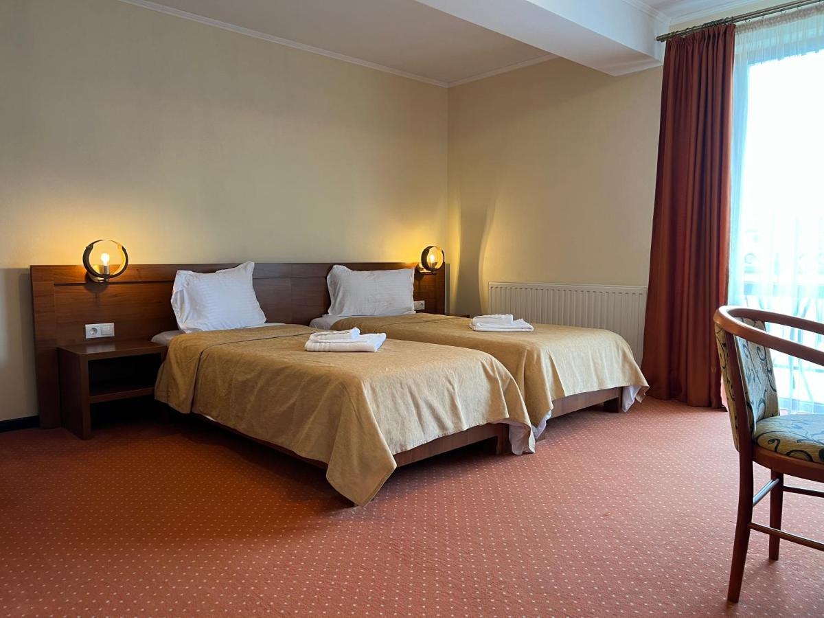 Casa Manu Hotel ซีบิว ภายนอก รูปภาพ